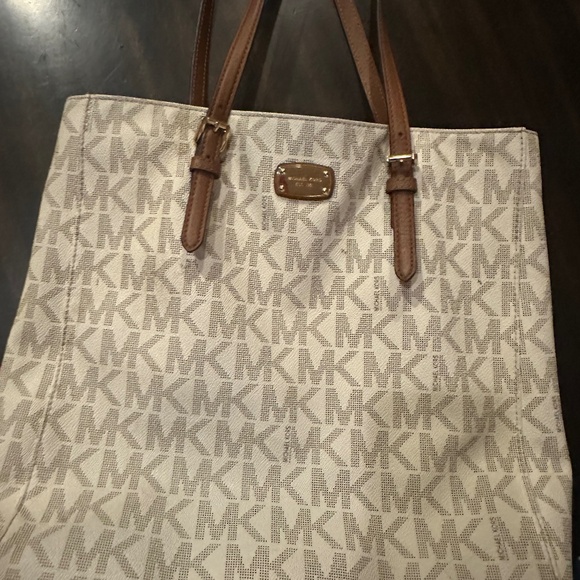 Michael Kors Bag - Picture 1 of 4
